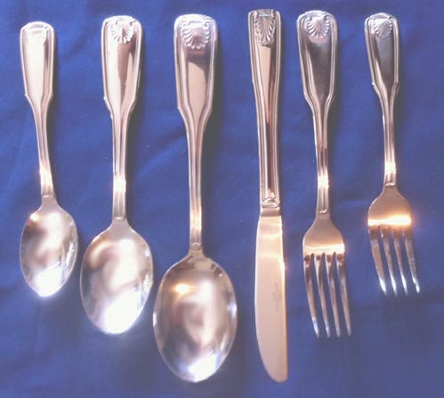 ! Shell One Dozen Desert Spoons Capco Restaurant Flatware